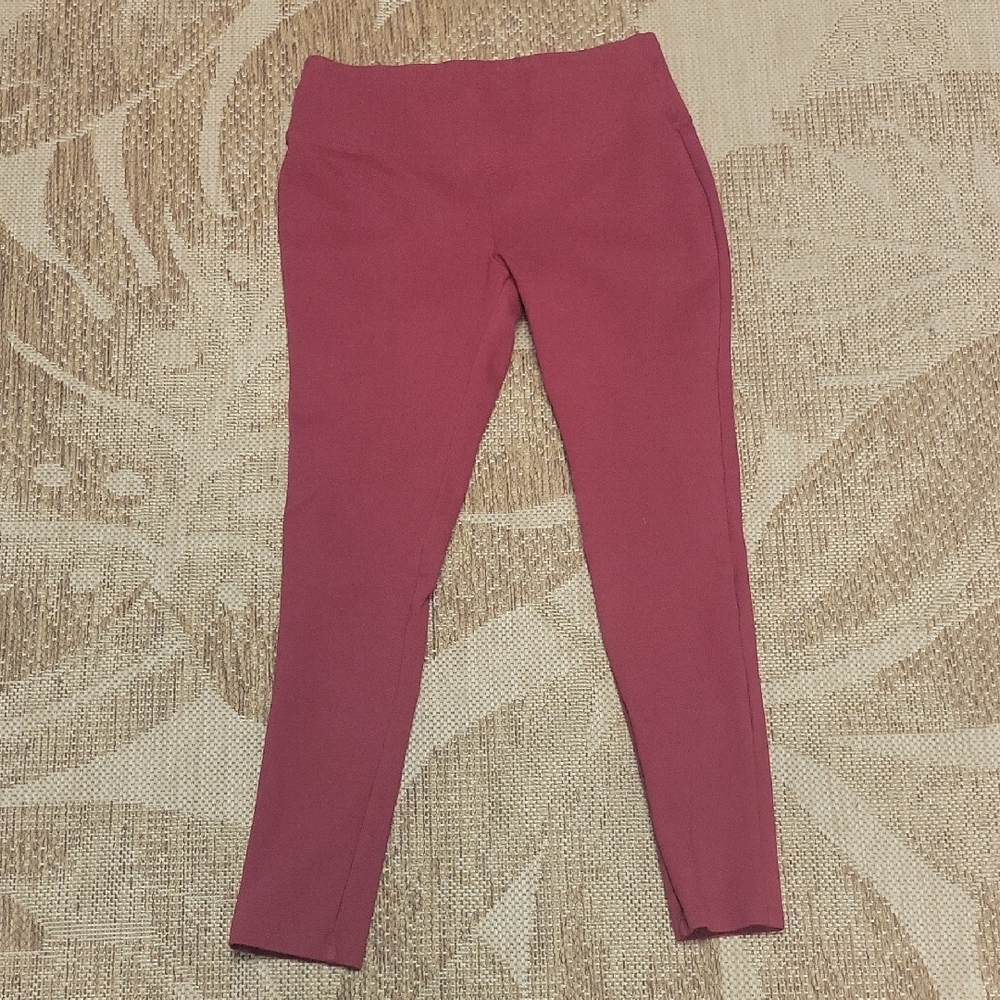 Evy's Tree Deep Red Leggings